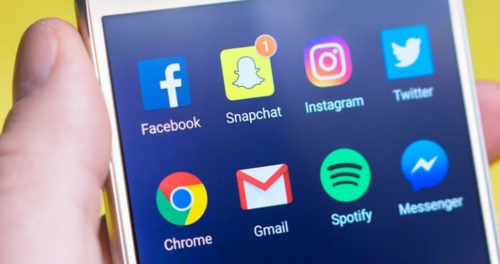 Luther Social Media Maven Keezy.co